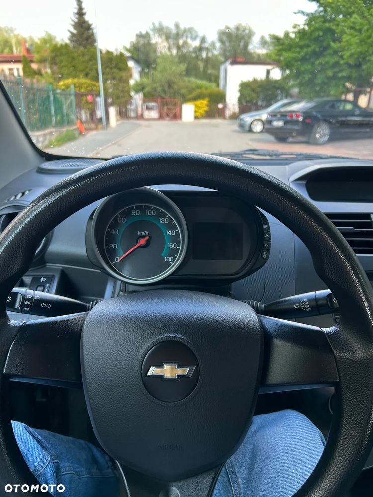 Chevrolet Spark 1.0 LS - 9