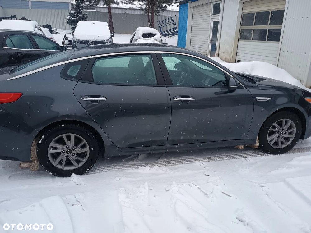 Kia Optima - 15