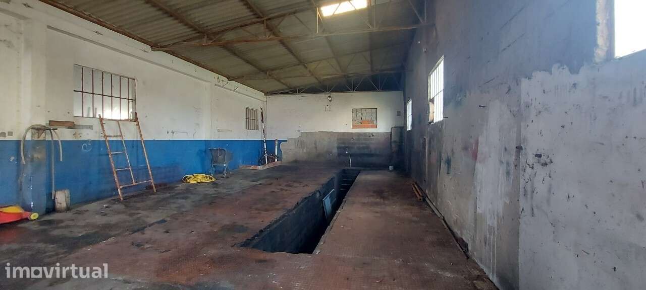 Venda judicial - Armazéns com terreno em Lavos, Figueira da Foz - Grande imagem: 2/31