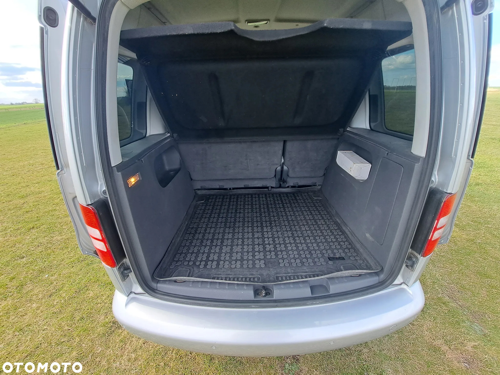 Volkswagen Caddy 1.6 TDI Trendline - 6