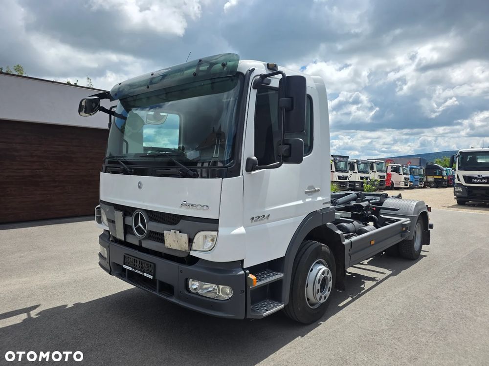 Mercedes-Benz ATEGO 1224 MANUAL /   HAKOWIEC