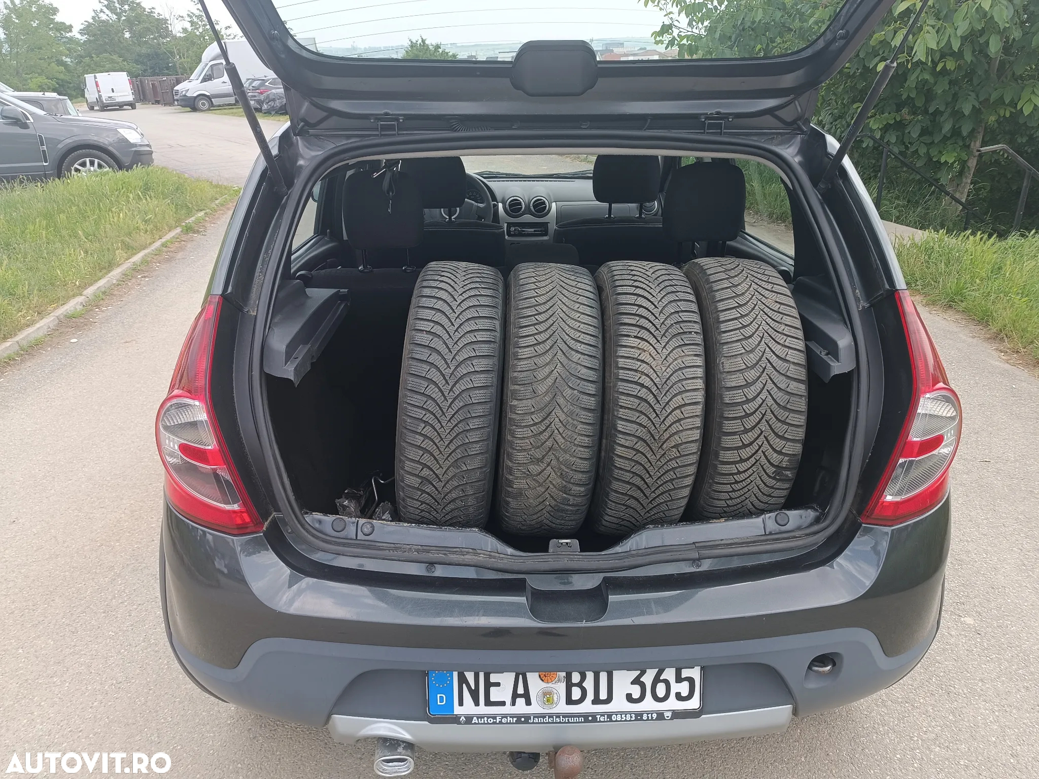 Dacia Sandero 1.6 MPI Stepway - 5