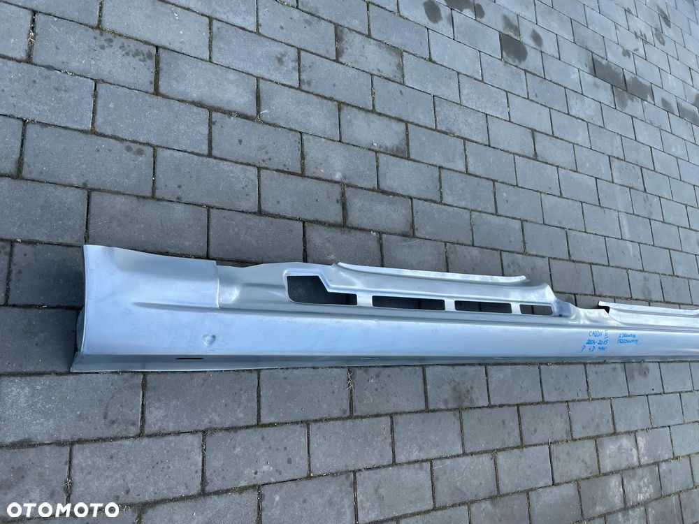 PRÓG PRAWY, REPERATURKA VW CADDY III  2004-2015 - NOWY MAXI 4d - 3
