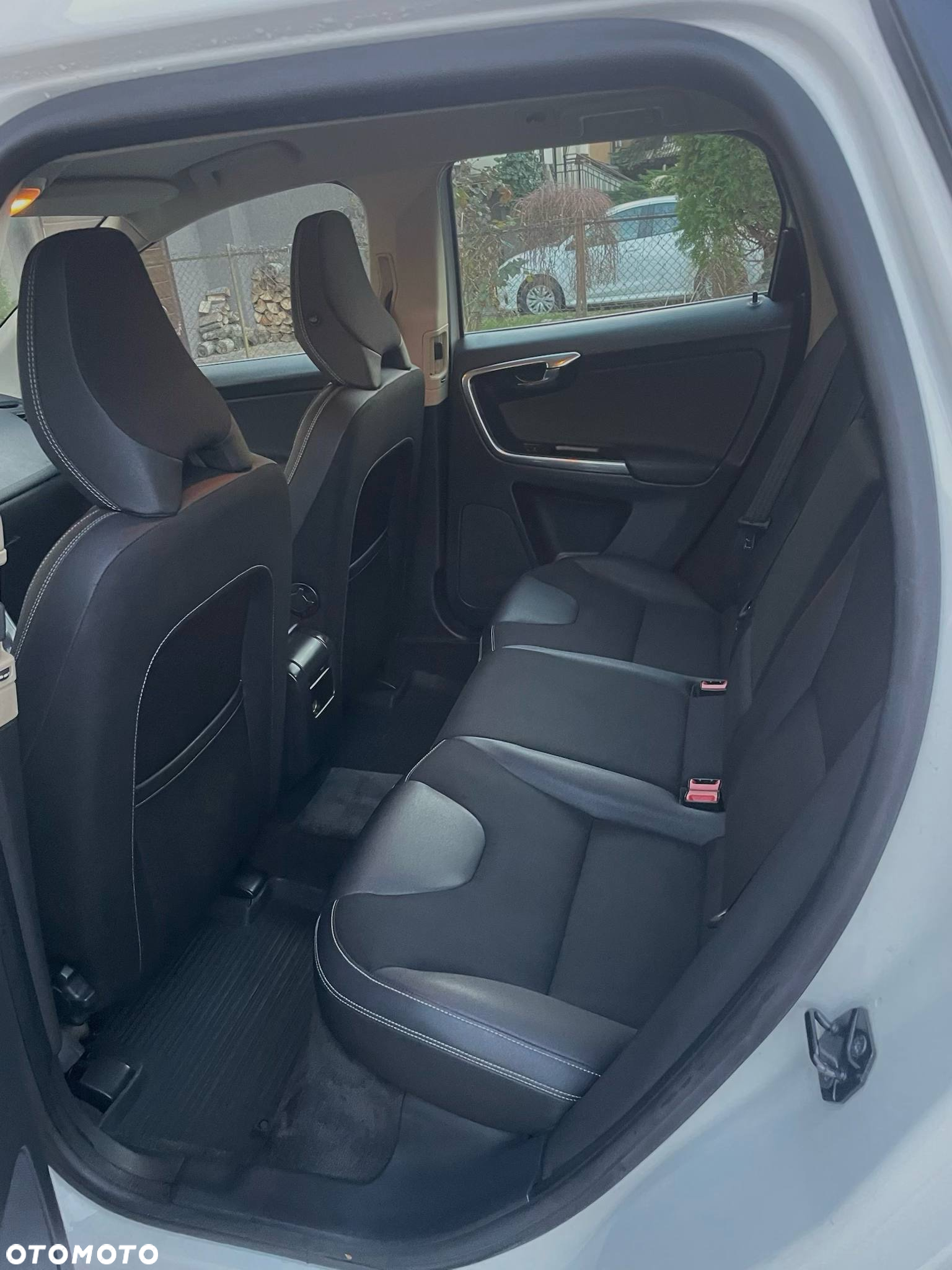 Volvo XC 60 2.4D AWD Kinetic - 3
