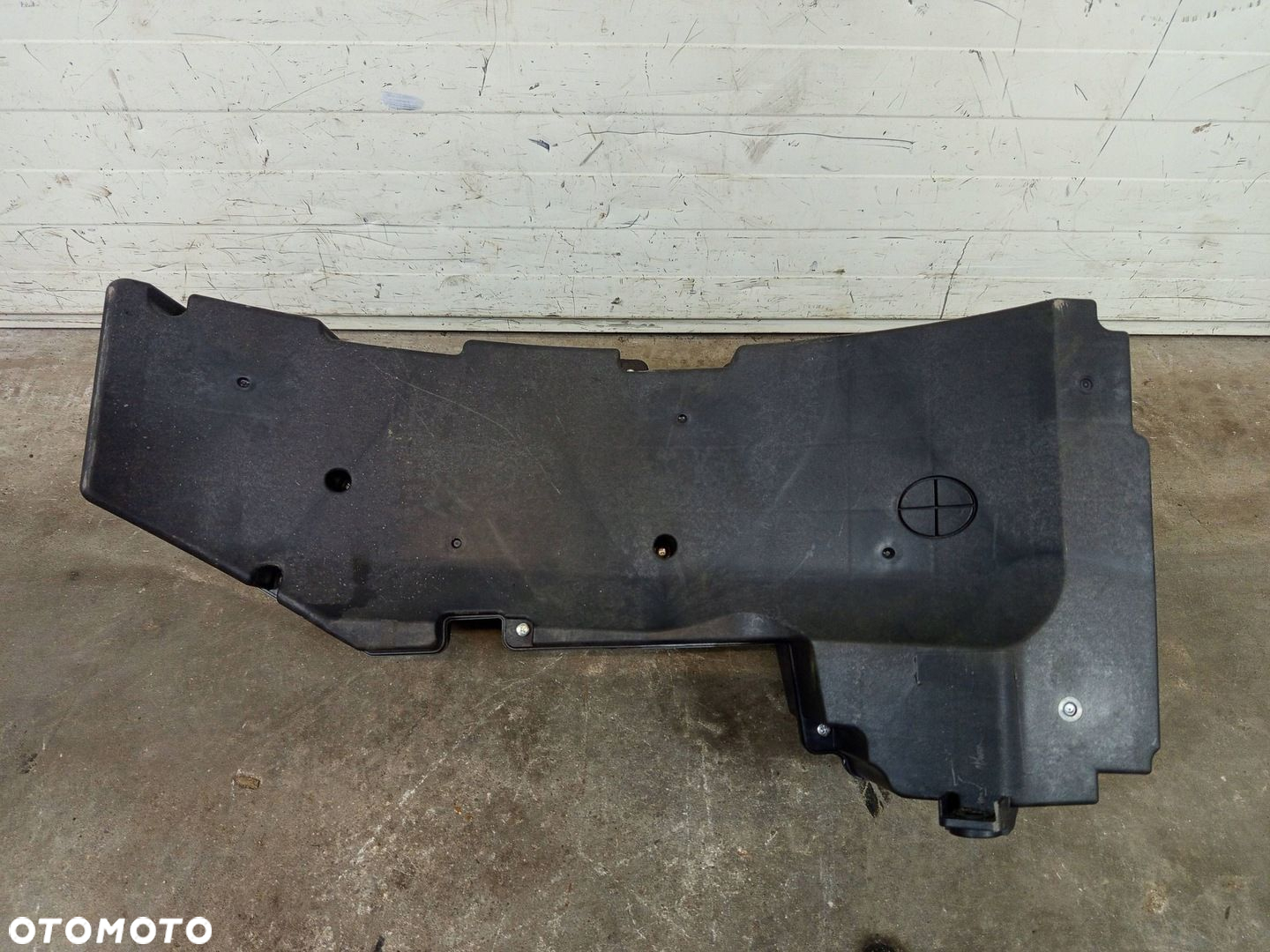 GŁOŚNIK NISKOTONOWY SUBWOOFER AKTYWNY AUDI A6 S6 RS6 C7 4G KOMBI 4G9035381A - 4