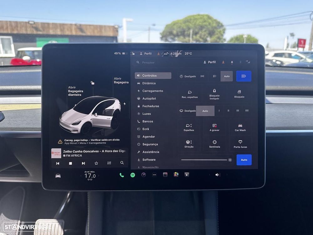 Tesla Model Y Long Range Tração Integral - 32