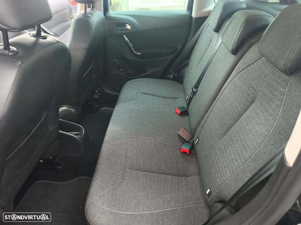 Citroën C3 1.2 PureTech Seduction - 22