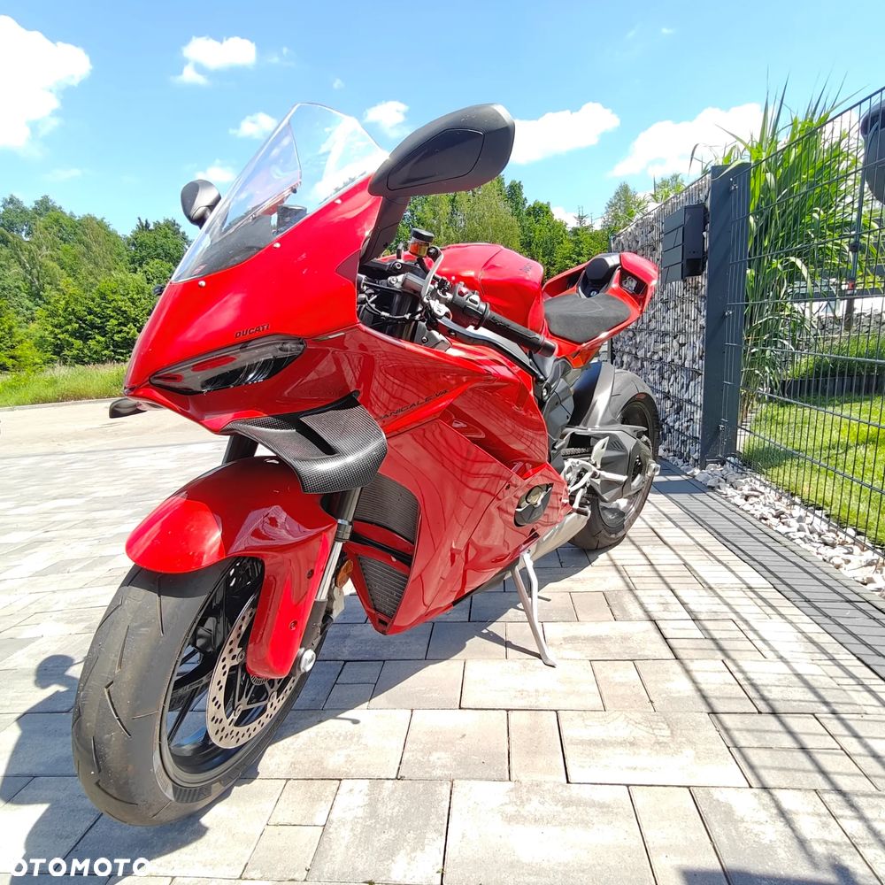 Ducati Panigale V4 - 4