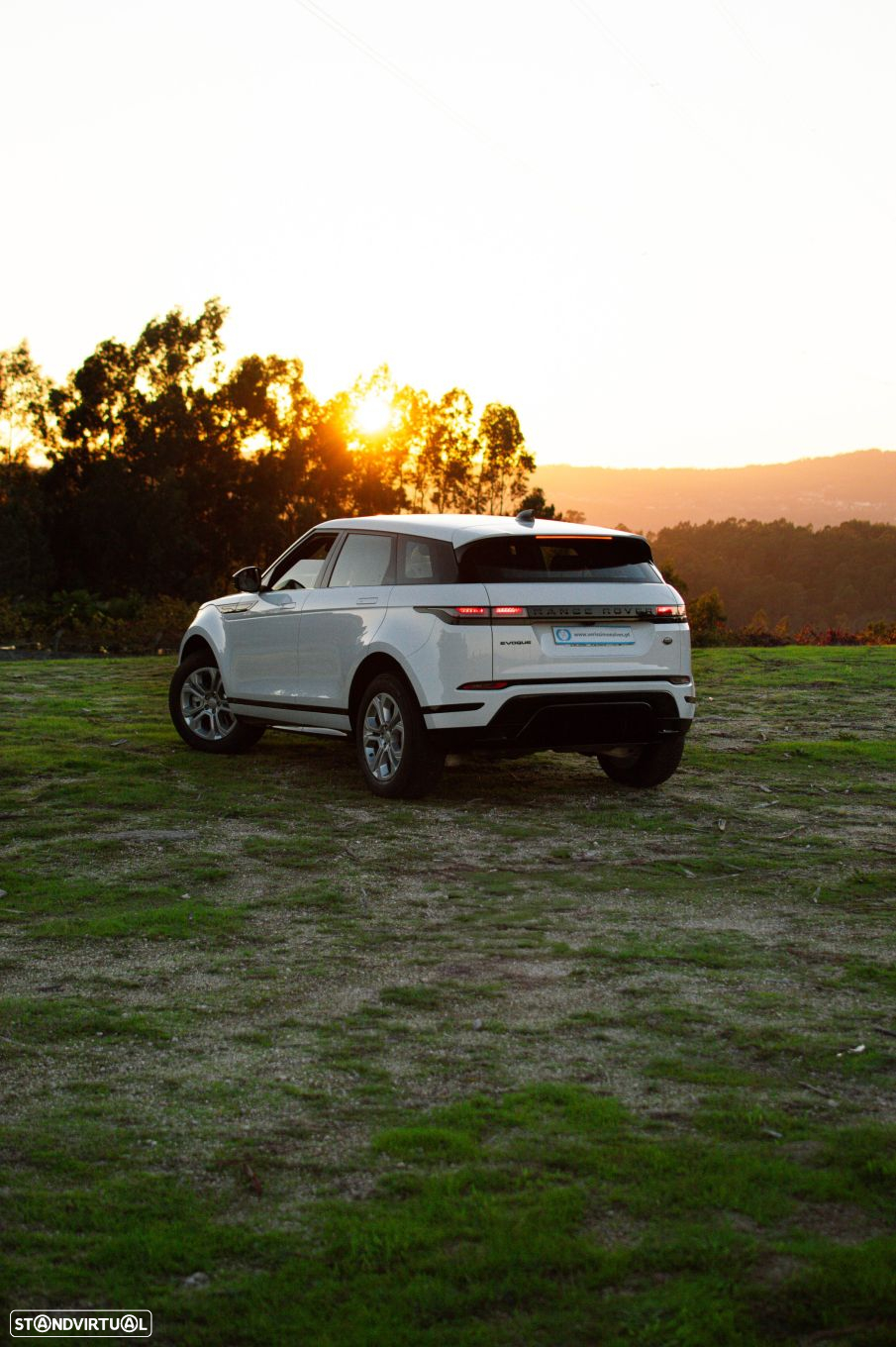 Land Rover Range Rover Evoque 2.0 D150 AWD R-Dynamic Auto - 49