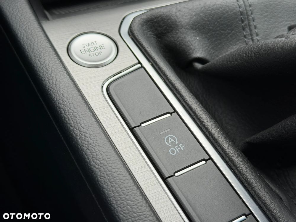 Volkswagen Passat 2.0 TDI EVO Essence - 20