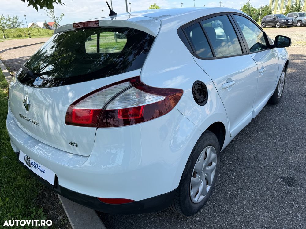 Renault Megane ENERGY dCi 110 Start & Stop LIMITED - 4