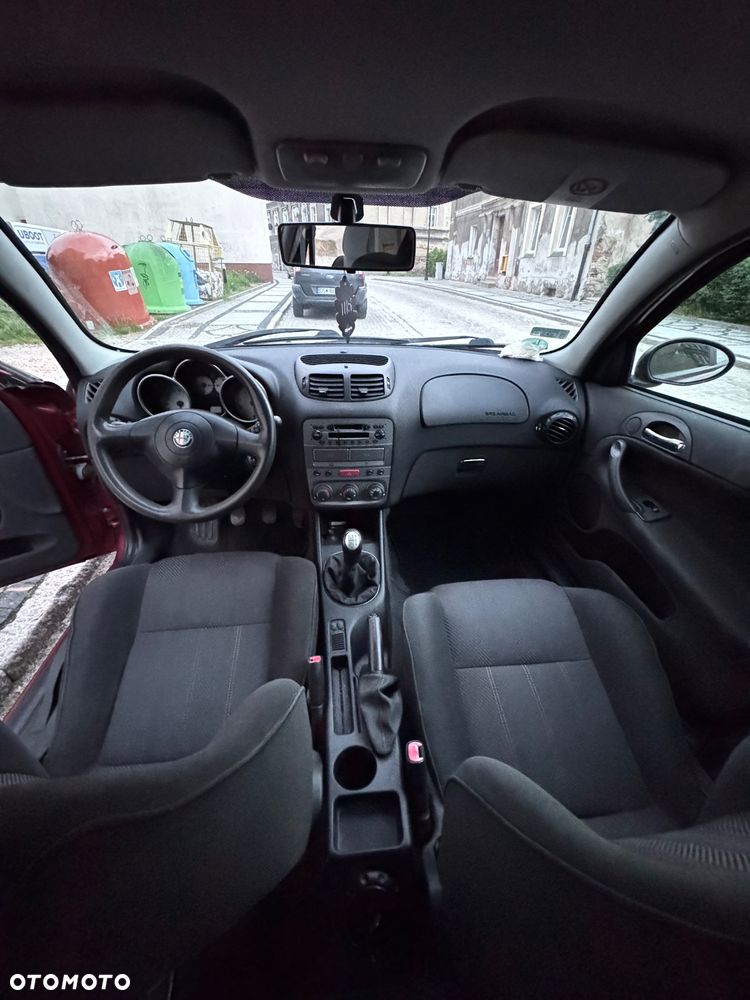 Alfa Romeo 147 1.6 Twin Spark 16V 120 - 18