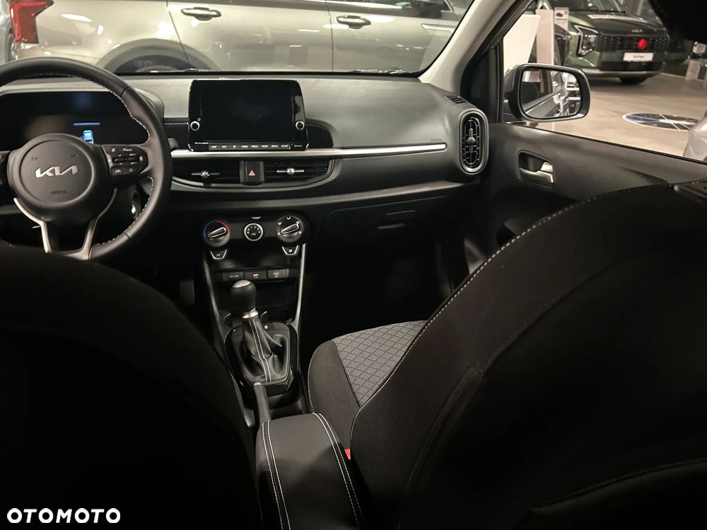 Kia Picanto 1.2 L - 6