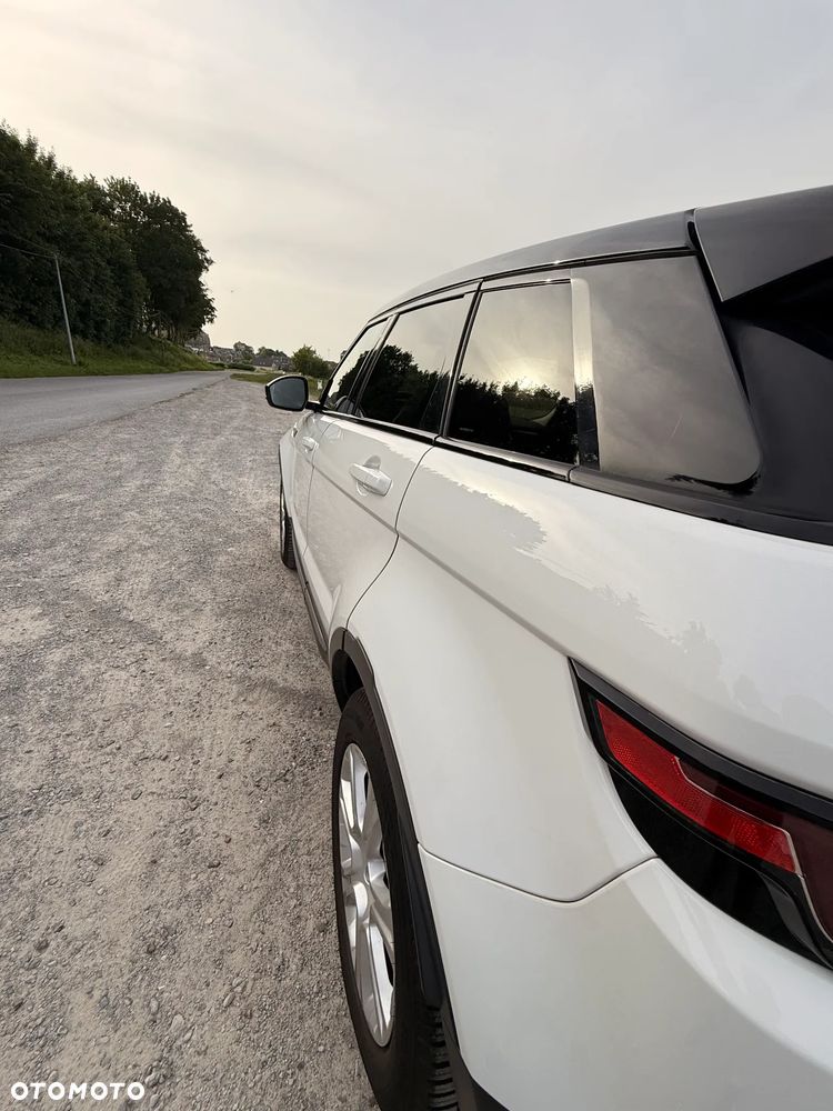 Land Rover Range Rover Evoque TD4 SE - 11
