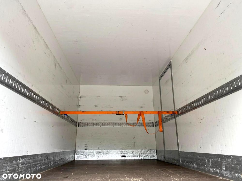 Volkswagen CRAFTER - 33