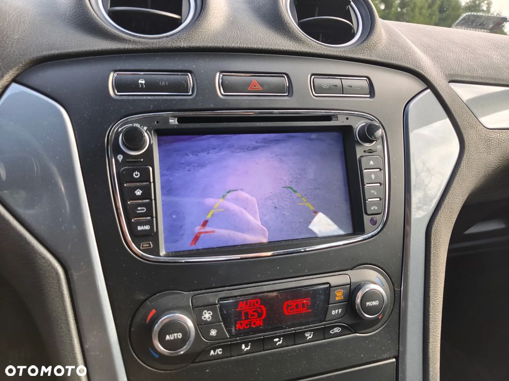 Ford Mondeo 2.0 TDCi Gold X - 24