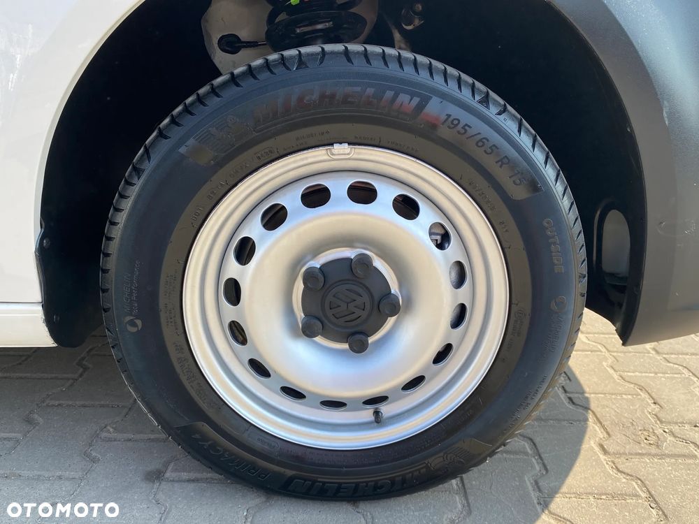 Volkswagen CADDY 2,0 TDI 102 KM L1 niski przebieg - 26