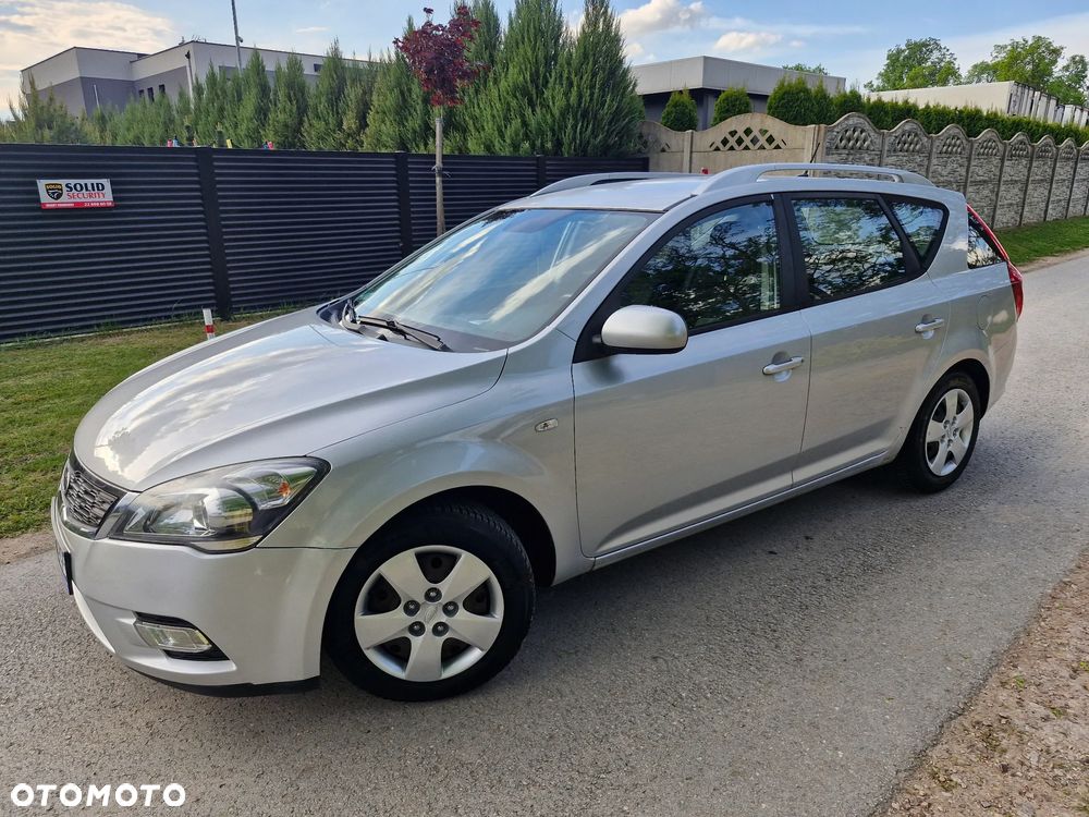 Kia Ceed 1.4 CVVT Attract - 6