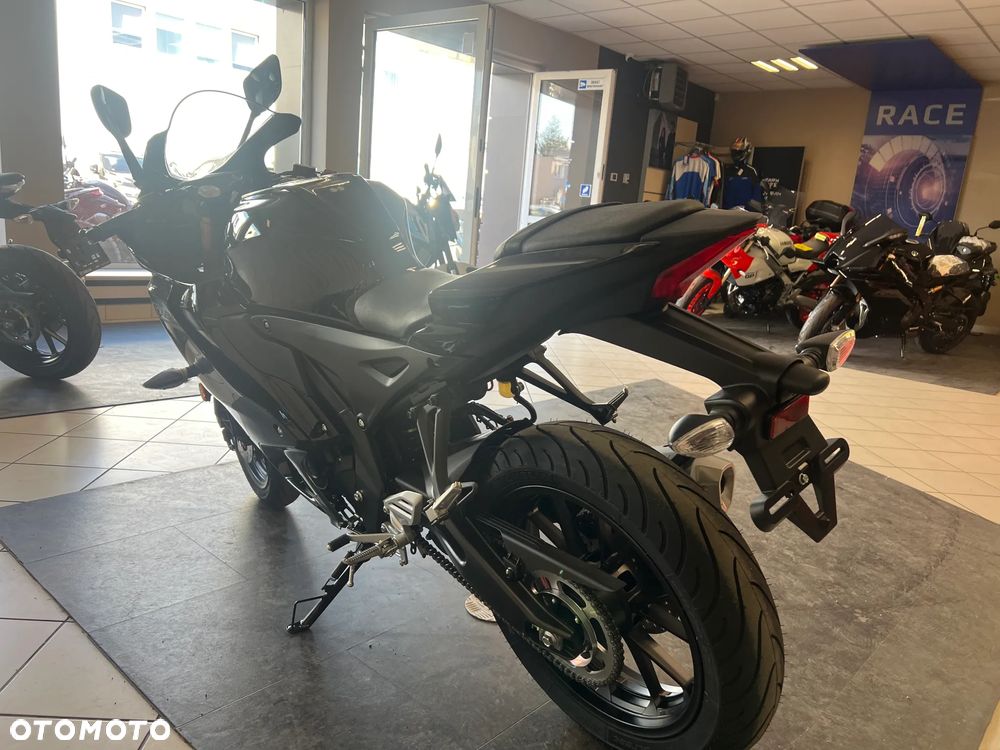 Yamaha R125 - 19