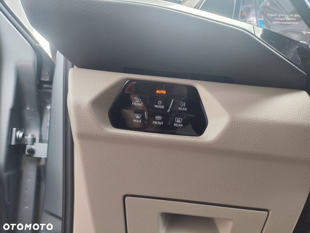 Volkswagen Multivan 2.0 TDI L2 Edition DSG - 31