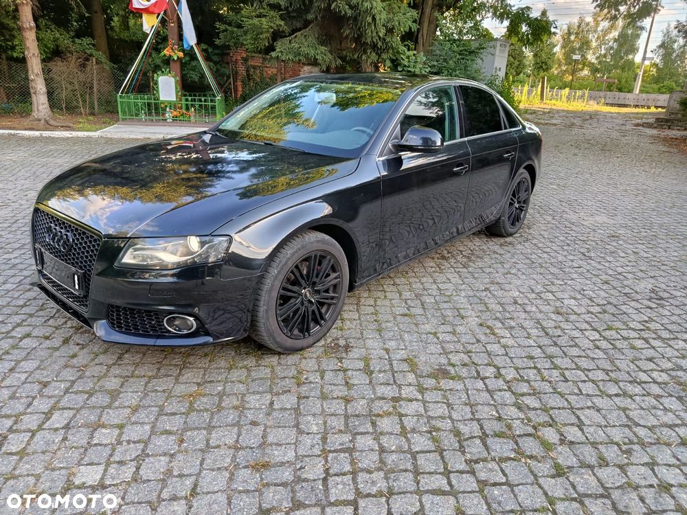 Audi A4 Limousine - 2