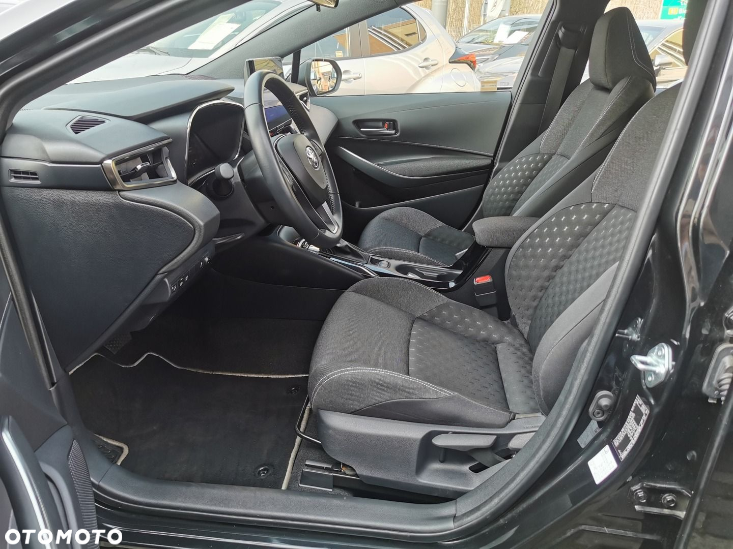 Toyota Corolla - 9