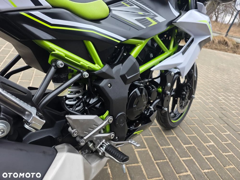 Kawasaki Z - 16