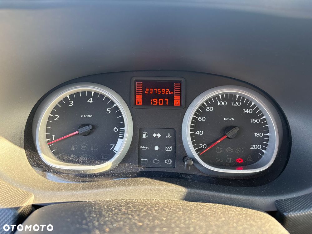Dacia Duster 1.6 - 21