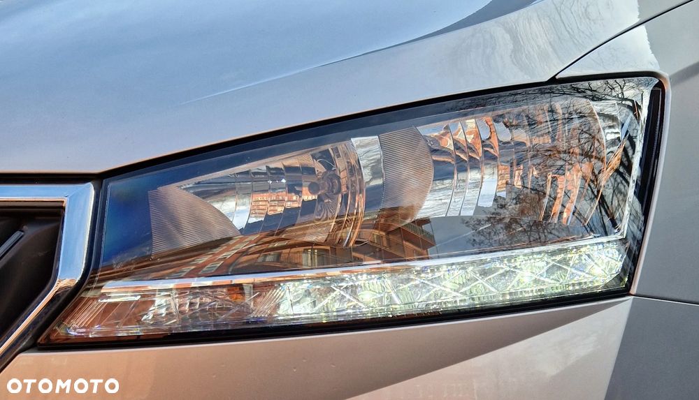 Skoda Fabia 1.0 TSI Ambition - 5