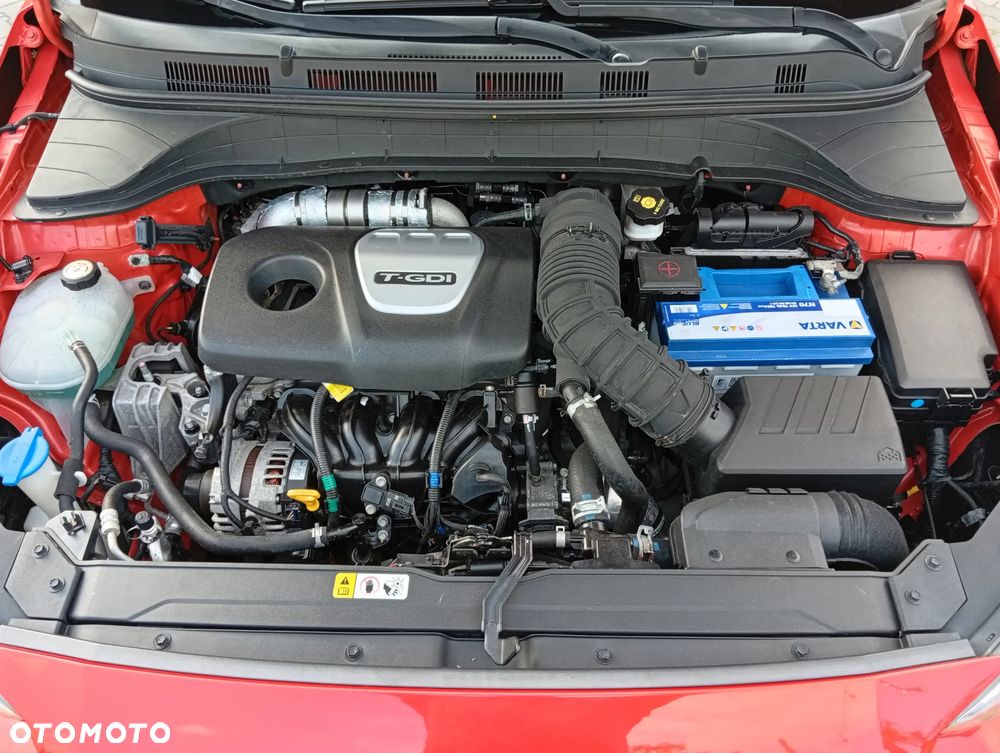 Hyundai Kona 1.6 T-GDI Premium 4WD DCT - 32