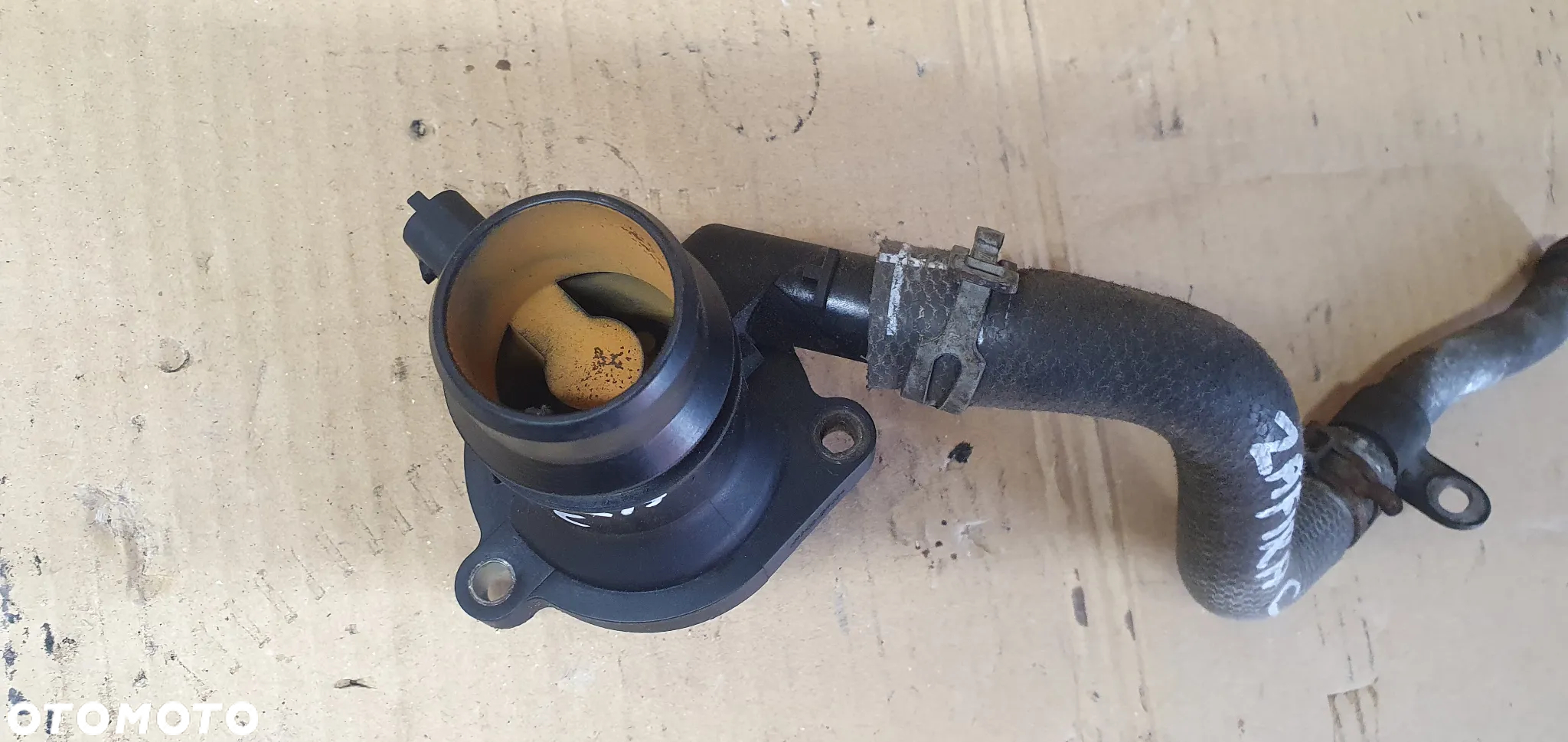 Przewód wąż rurka wody obudowa termostatu Opel Zafira C 1.4 Turbo 55583807 55583808 - 2