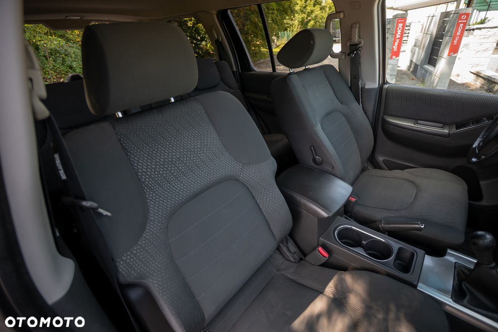 Nissan Pathfinder 2.5 dCi Platinum - 26