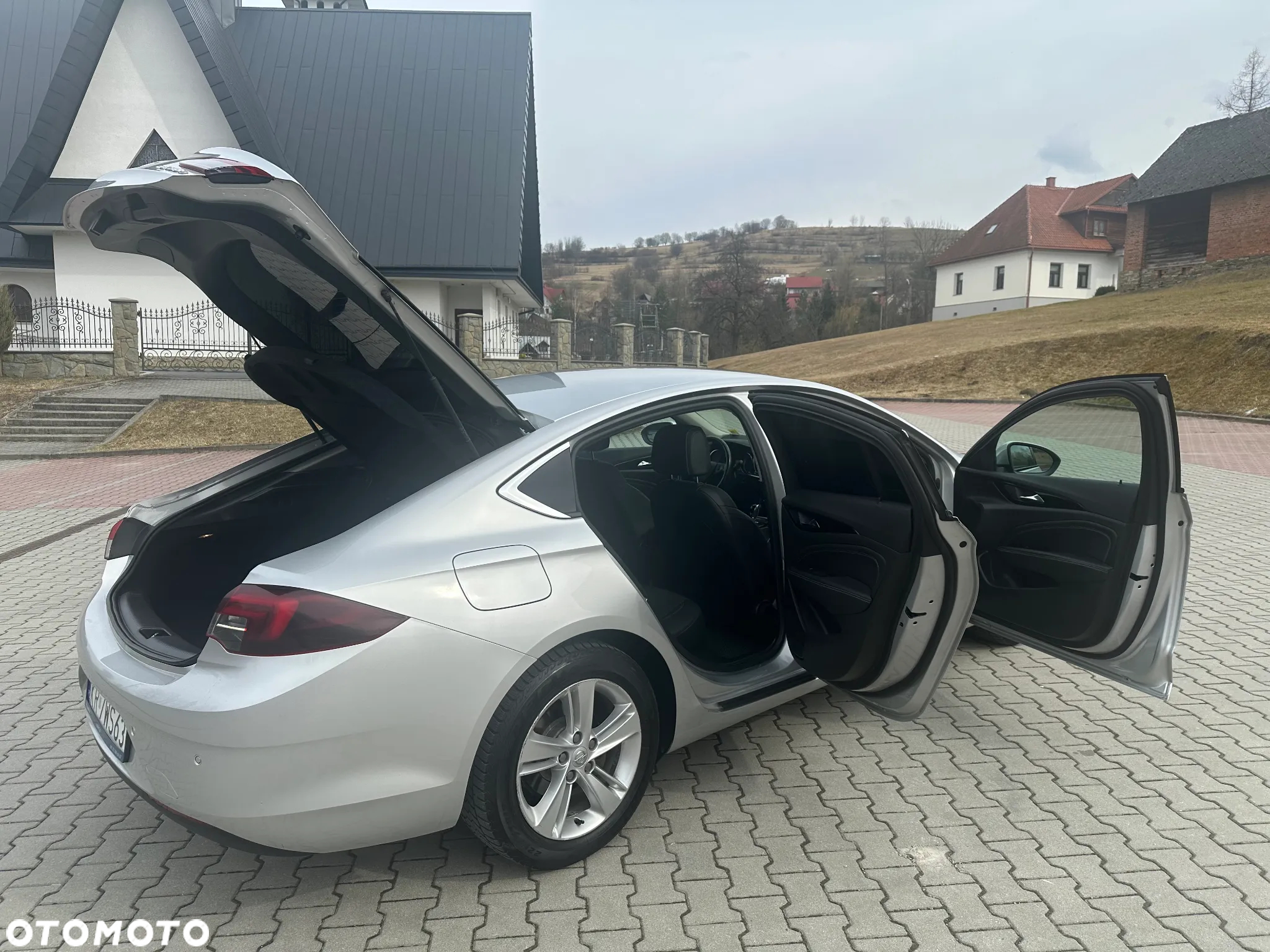 Opel Insignia 2.0 CDTI Edition - 3