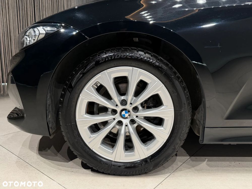 BMW Seria 3 318d - 6