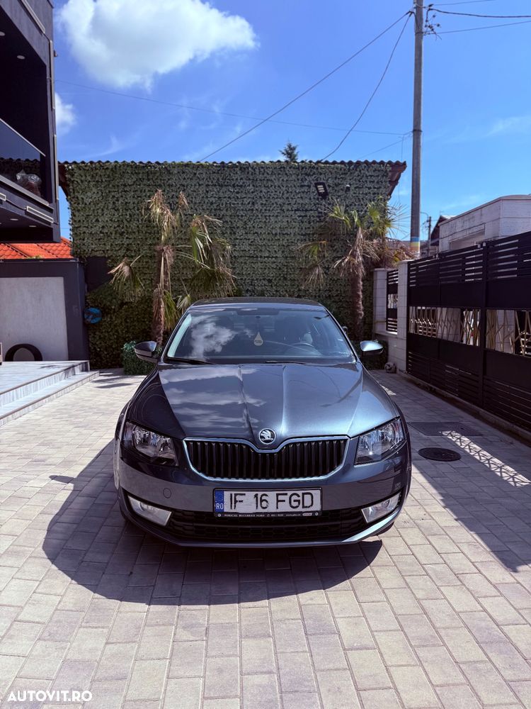 Skoda Octavia 2.0 TDI DSG 4X4 Ambition - 1