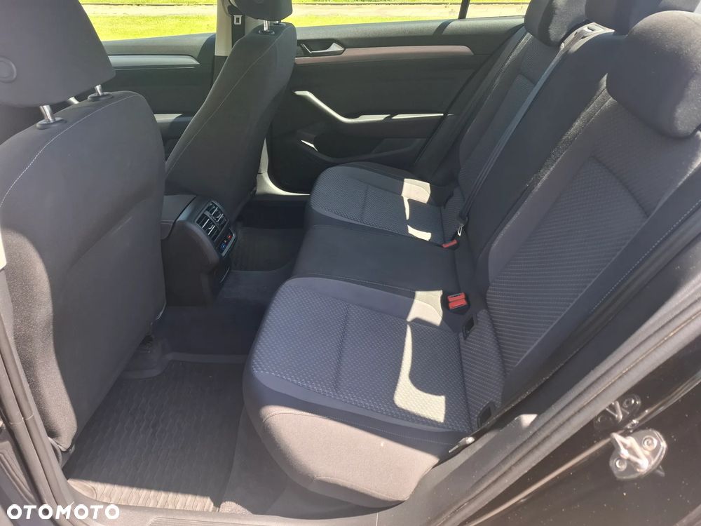 Volkswagen Passat 1.4 TSI BMT ACT Comfortline DSG - 9