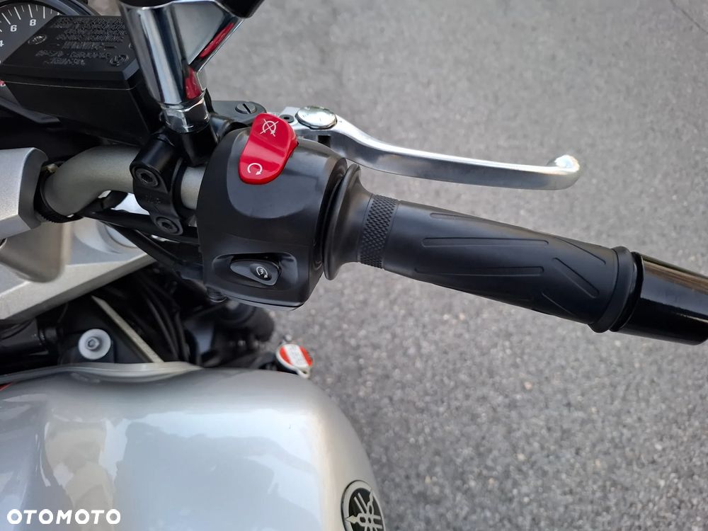 Yamaha FZ6 - 19