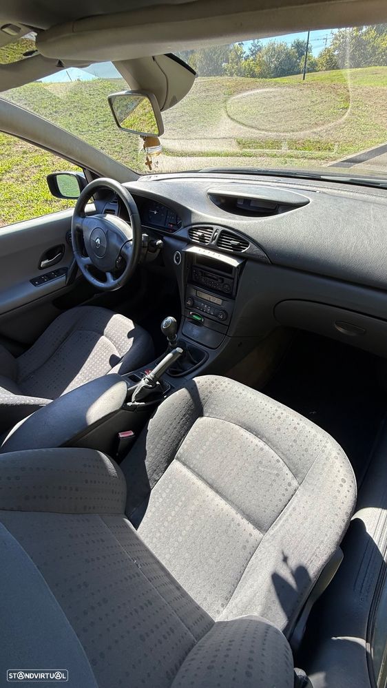 Renault Laguna 1.9 dCi Dynamique - 11