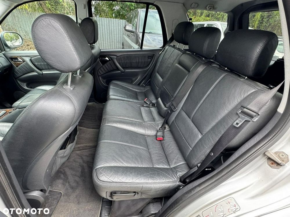 Mercedes-Benz ML - 21