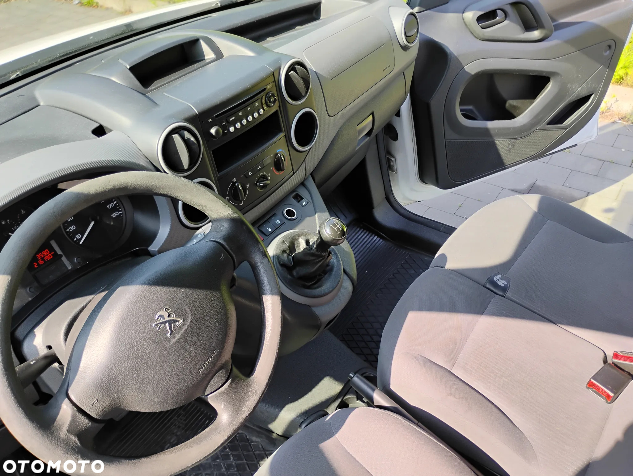 Peugeot Partner - 11