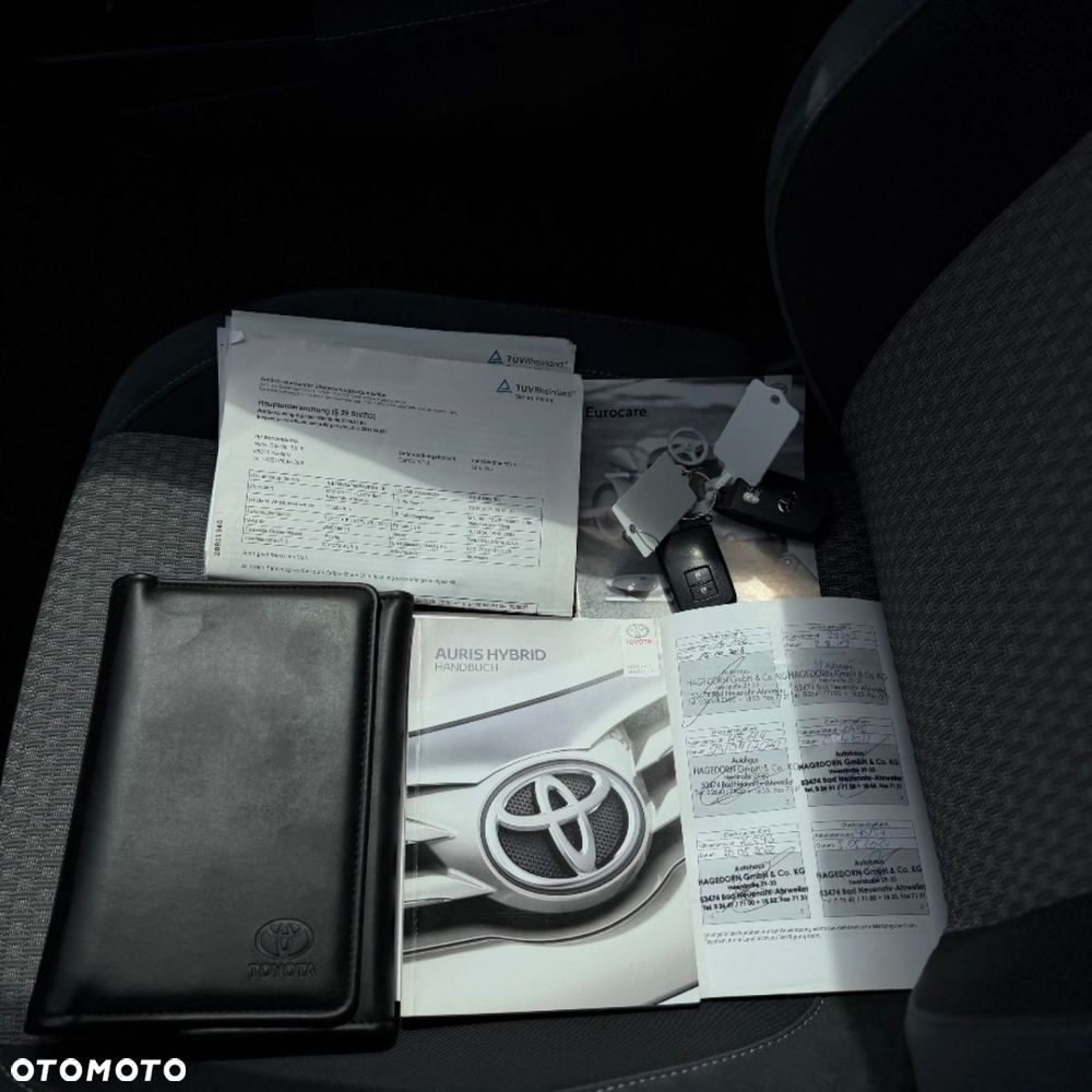Toyota Auris - 40