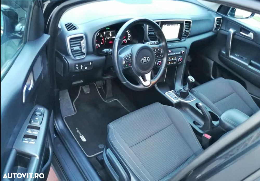 Kia Sportage 1.6 GDI 6MT 4x2 Classic - 8