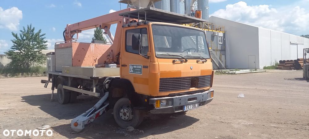 Mercedes-Benz 809 - 2