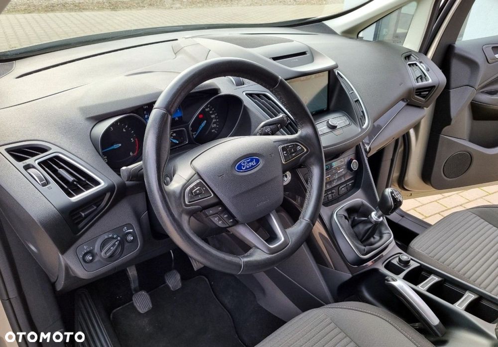 Ford C-MAX - 22