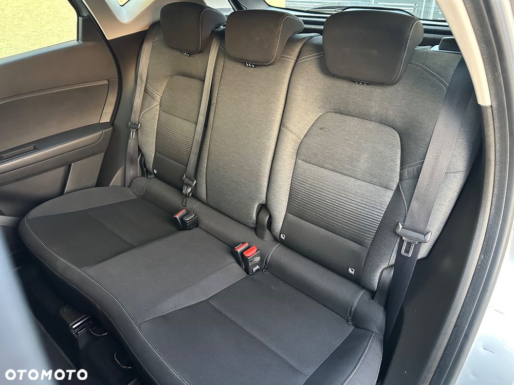Renault Captur BLUE dCi 115 BUSINESS EDITION - 32