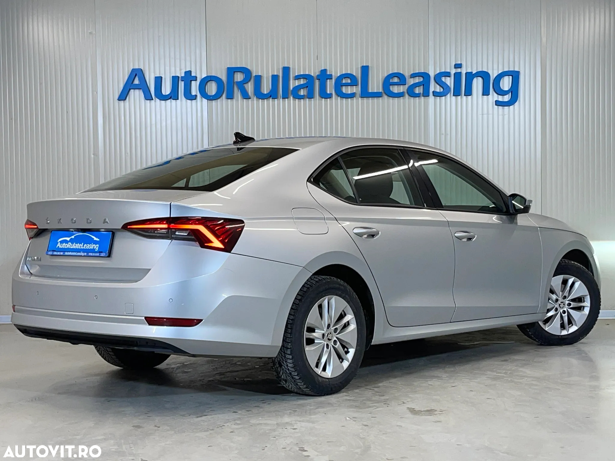 Skoda Octavia 2.0 TDI DSG Ambition - 3