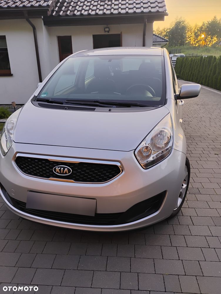 Kia Venga 1.4 L - 14