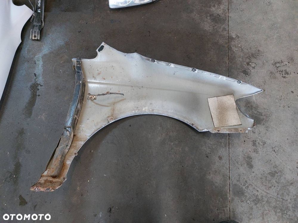 KOMPLETNY PRZÓD HYUNDAI TRAJET I FL SI LAMPA PRZÓD KIERUNKOWSKAZ PRZÓD - 16