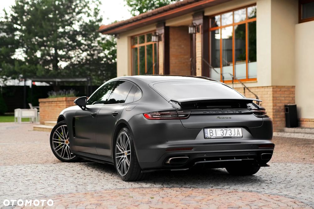 Porsche Panamera ver-4-e--hybrid - 2