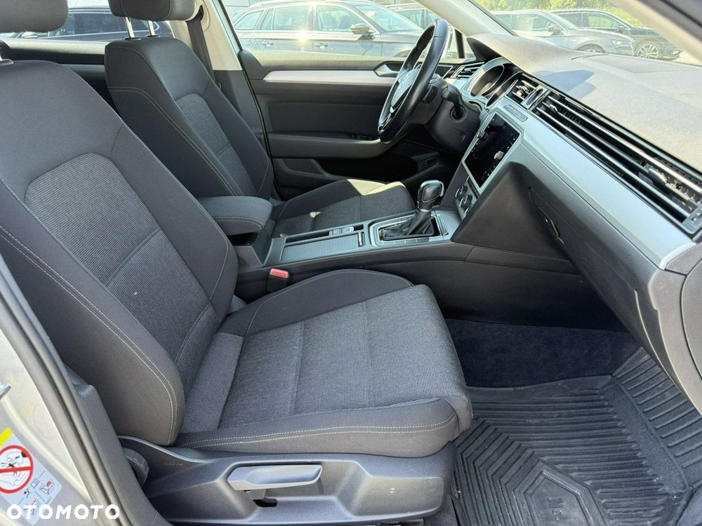 Volkswagen Passat Variant 2.0 TDI BMT Comfortline DSG - 16